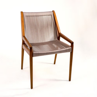 LIGHT Dining Chair